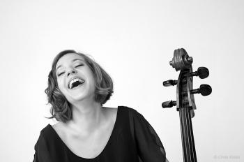 Cellistin Esther Saladin 