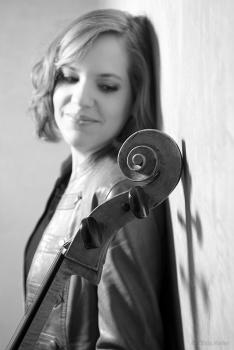 Cellistin Esther Saladin