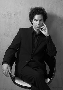 Pianist Sascha El Mouissi